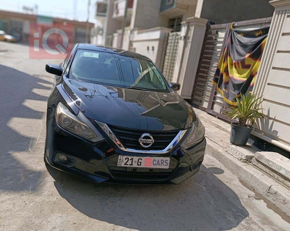 نيسان ألتيما